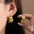 C-Shaped Stud Earrings - DippedShop Wholesale - #7379