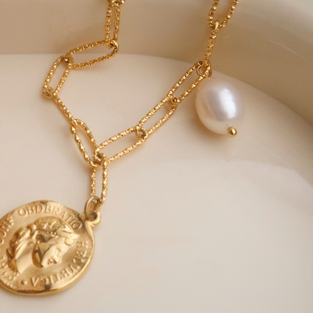 Coin Medallion Pendant Necklace - DippedShop Wholesale - #0739