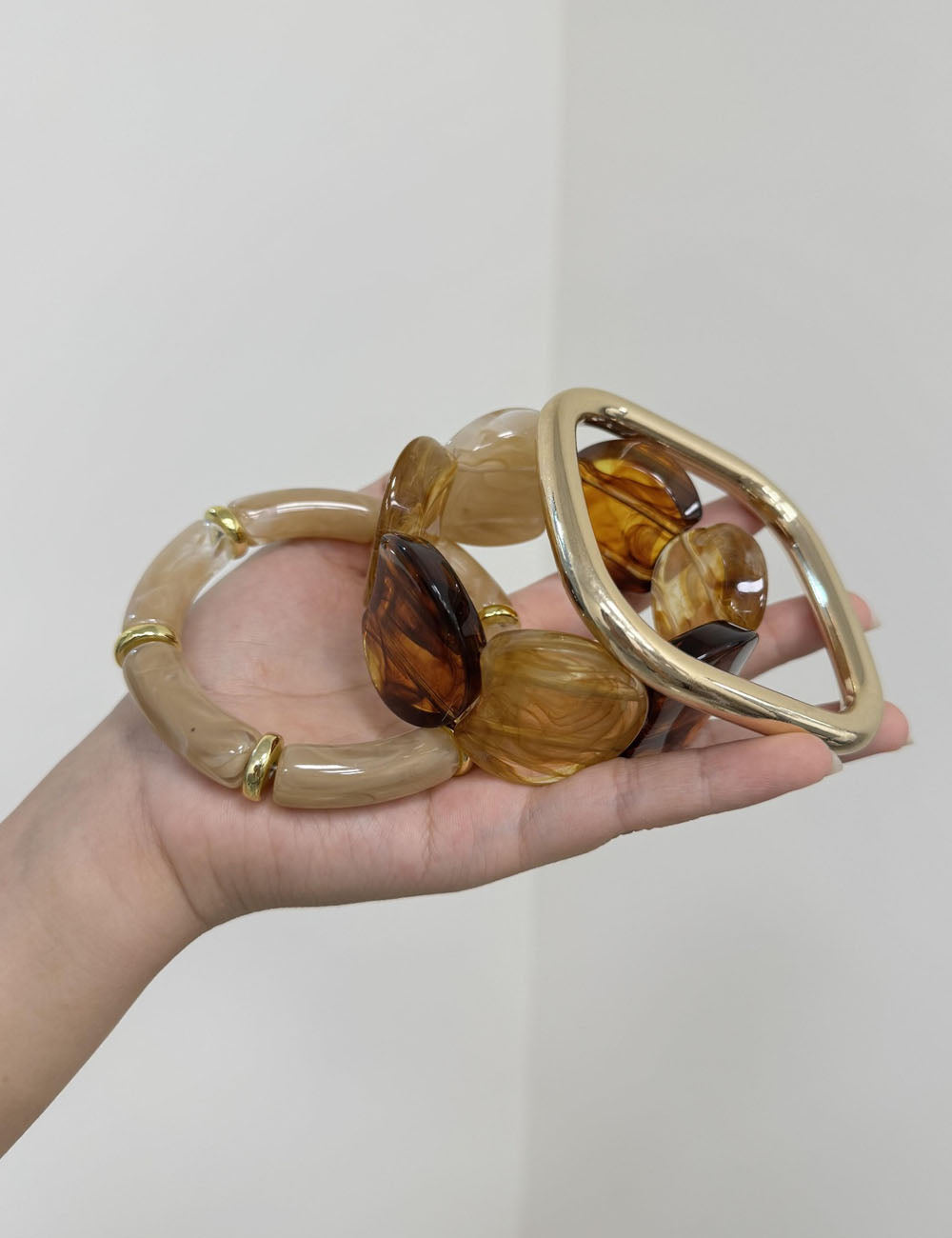 Vinatge Amber Beaded Stackable Bangle Bracelet 6W6JBR601