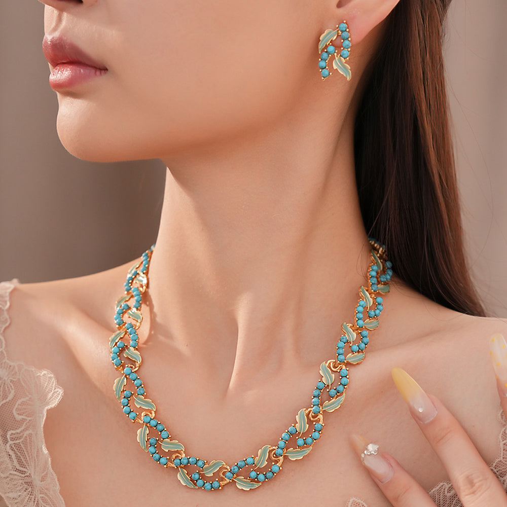 Vintage Enamel Leaf Splice Necklace 6W6JNC896