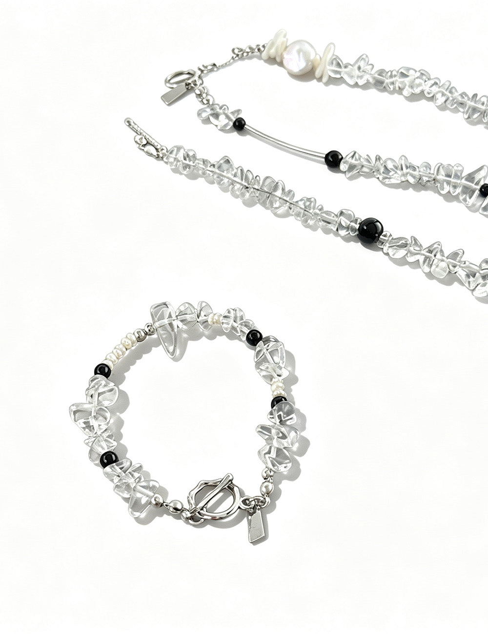 Irregular Transparent Crystal Stone Beaded Bracelet 6W6JBR351