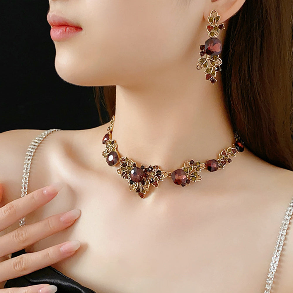 Vintage Gold Plated Rhinestone Tree Leaf Choker Necklace 6W6JNC968