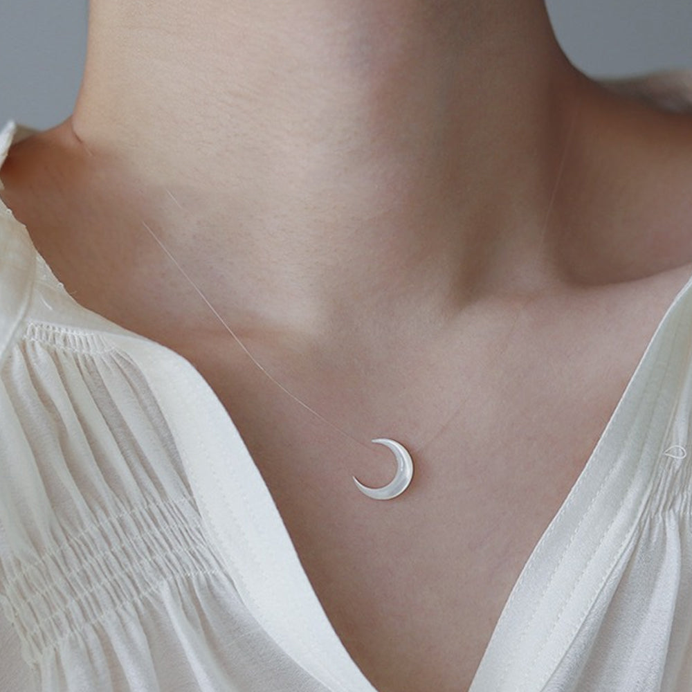 Invisible Fishing Line Crescent Moon Choker Necklace 6W6JNC1077
