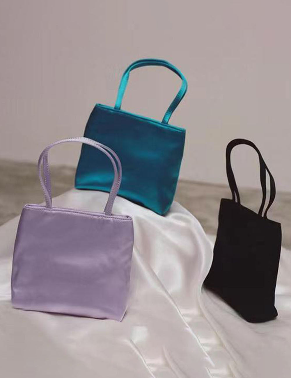 Minimalist Satin Handbag - DippedShop Wholesale - #0355