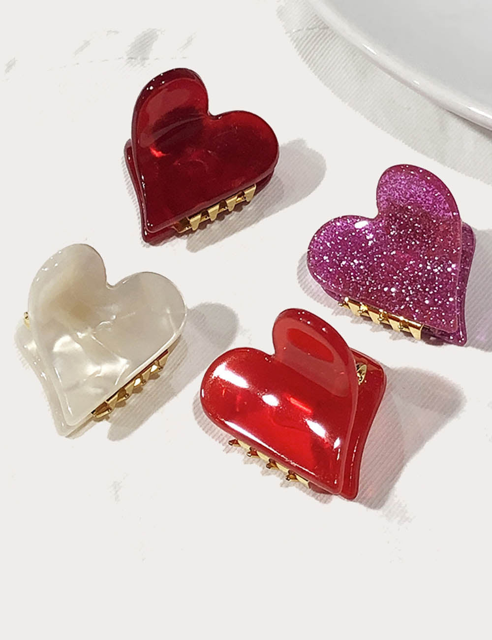 Minimalist Heart Small  Acetate Hair Claw DP25B969