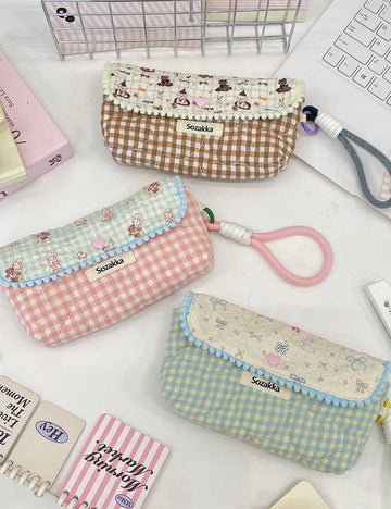 Cartoon Print Splice Portable Makeup Pencil Pouch DP25E955