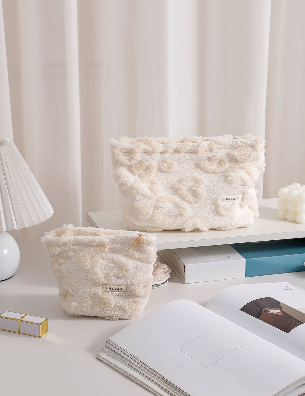 White Plushed Love Jacquard Make Up Bag DPB2514