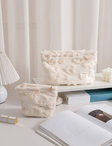 White Plushed Love Jacquard Make Up Bag DPB2514