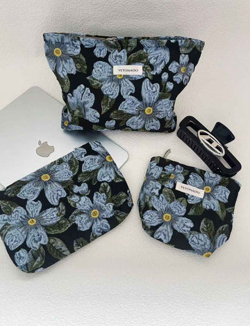 Flower Embossed Large Capacity Makeup Bag MK2BW6W10BOB406