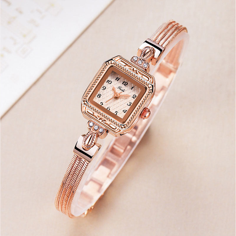 Retro Gold Rhinestone Quartz Bangle Wrist Watch MK2SSAS6W6JWA09