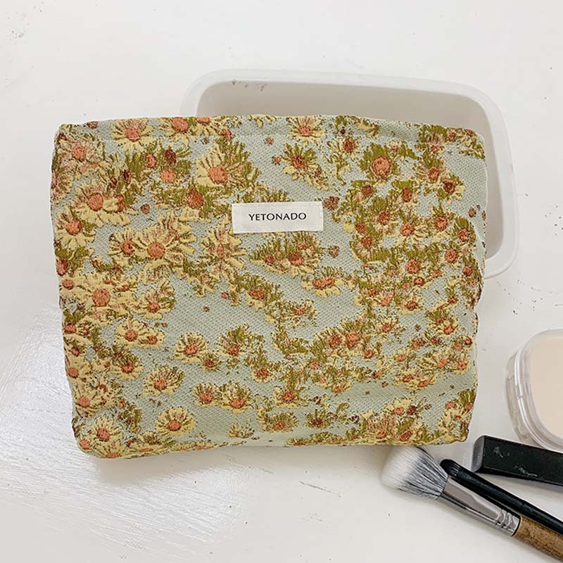 Fresh Embroidery Floral Large Capacity Makeup Bag MK2BW6W10BOB389