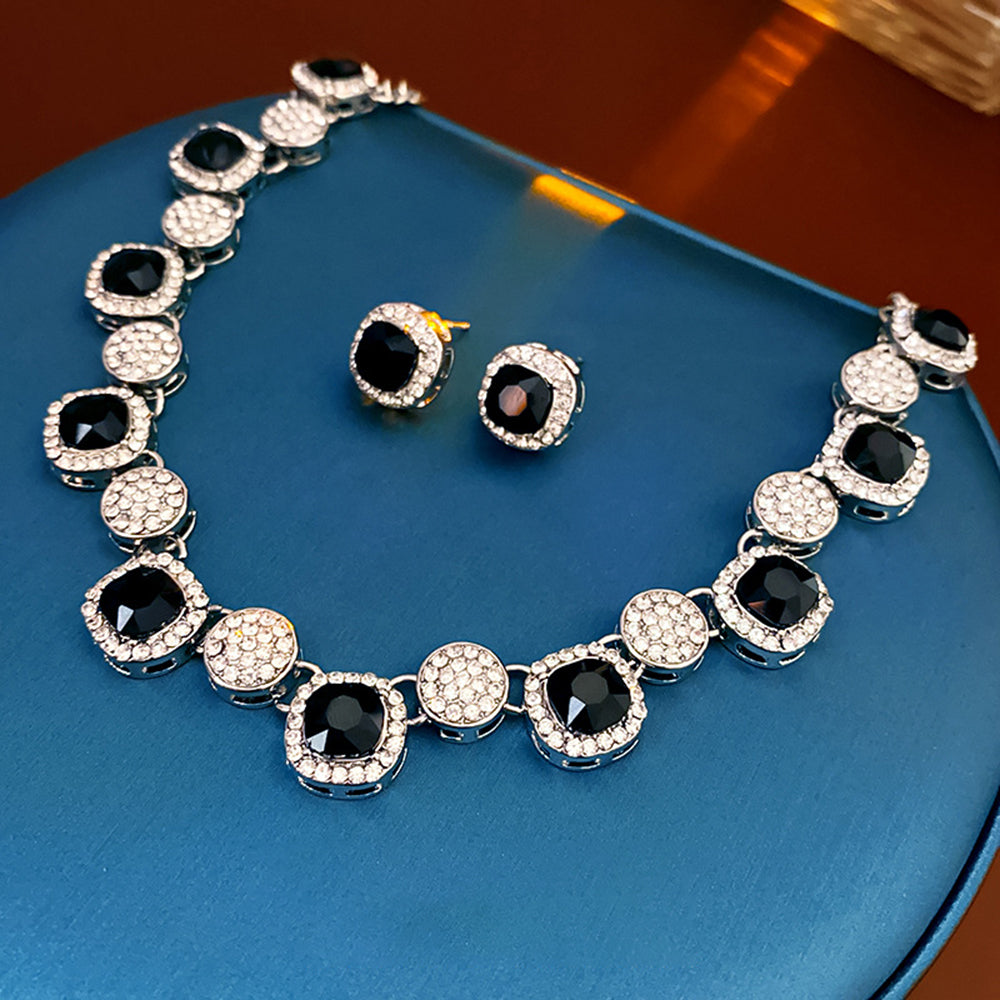 Stylish Rhinestones Geometry Shape Chain Necklace 6W6JNC900