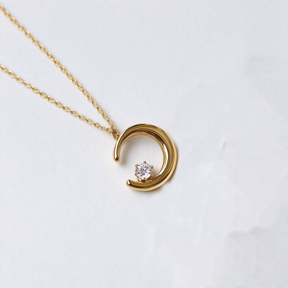 Trendy Rhinestone Moon Pendant Choker Necklace 6W6JNC1080