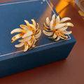 Vintage Gold Plated Enamel Flower Stud Earrings 6W6JER742
