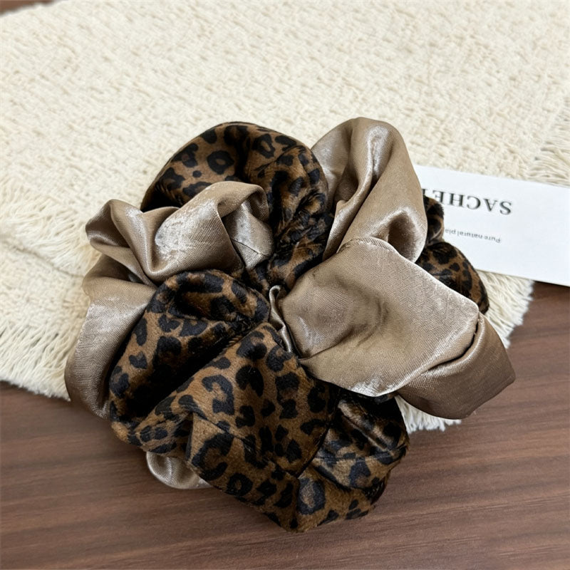 Vintage Leopard Print Velvet Satin Scrunchies 6W6HSR362