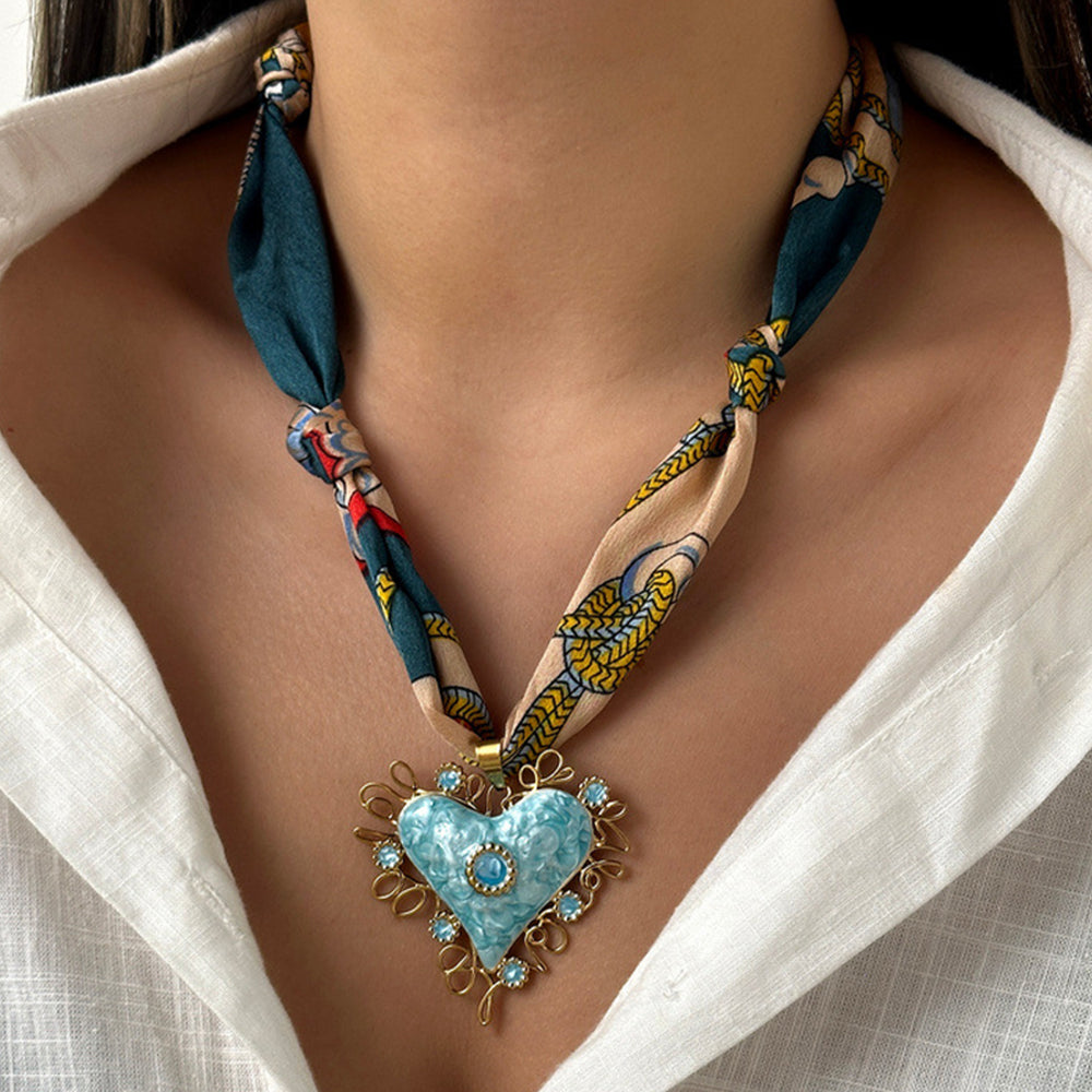 Trendy Chunky Heart Pendant Scarf Necklace 6W6JNC1005