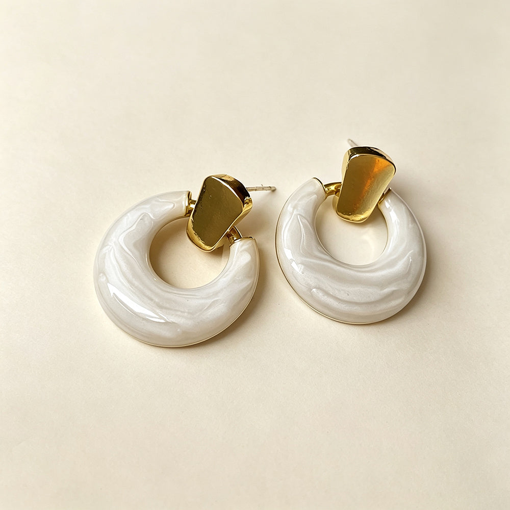 Vintage Enamel Glaze Hollow Circle Stud Earrings 6W6JER750