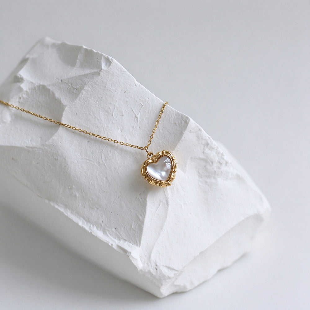 Cute Heart Shell Pendant Gold Plated Necklace 6W6JNC1079
