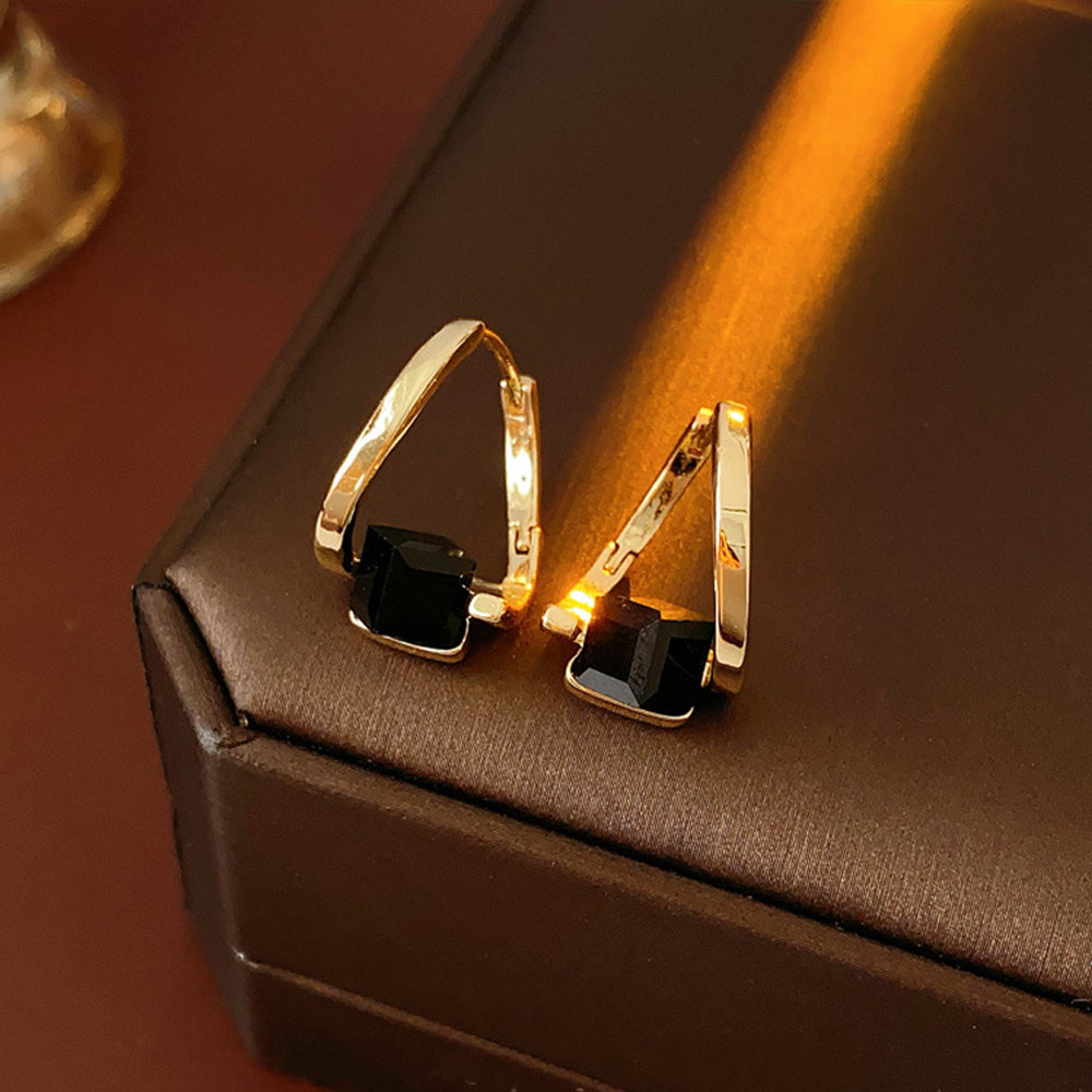 Trendy Irregular Cubic Zirconia Hooop Earrings 6W6JER702