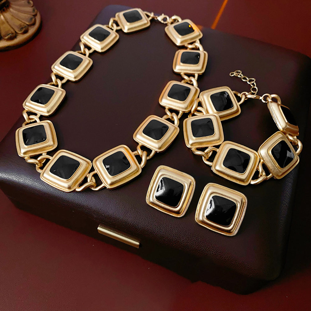 Retro Gold Plated Geometry Shape Chain Necklace 6W6JNC925