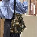 Retro Camo Print Canvas Commuter Shoulder Bag 6W10BBG2384