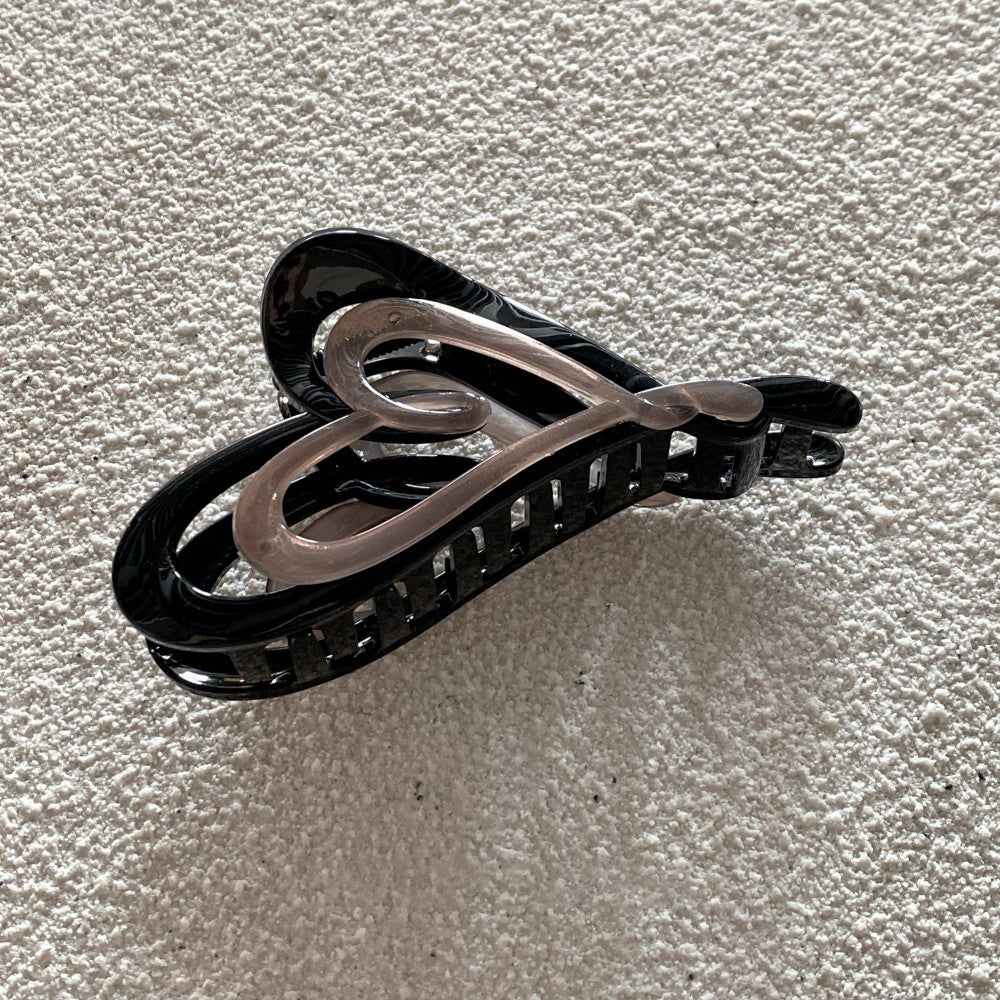 Hollow Heart Hair Claw - DippedShop Wholesale - #1667