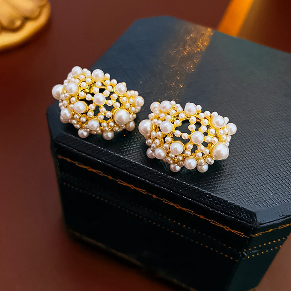 Vintage Hollow Out Pearl Cluster Hoop Earrings 6W6JER716