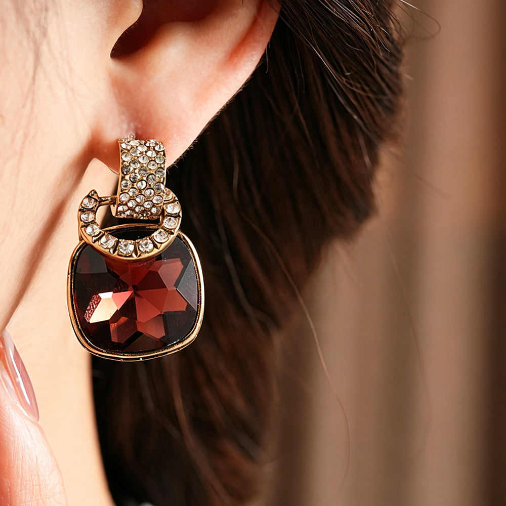 Wine Red Crystal Square Stud Earrings 6W6JER787