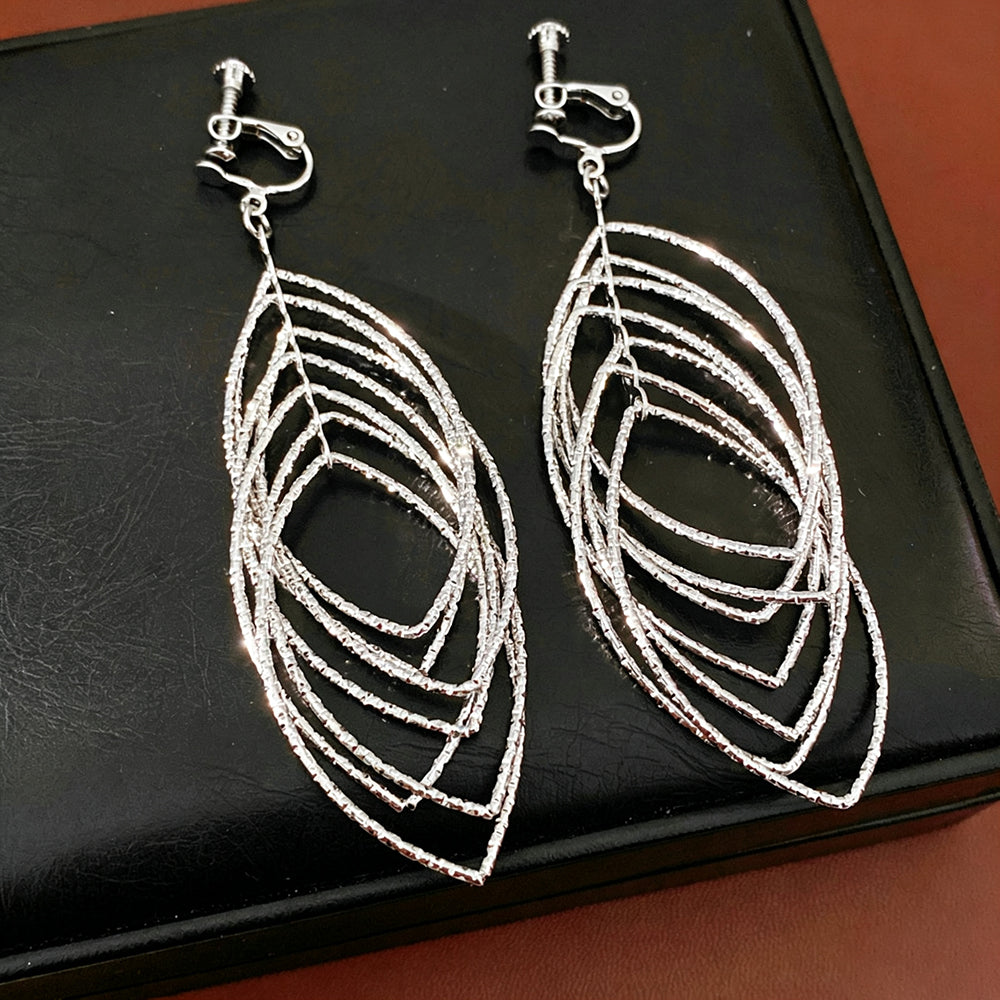 Layered Hollow Out Feather Dangle Earrings 6W6JER765