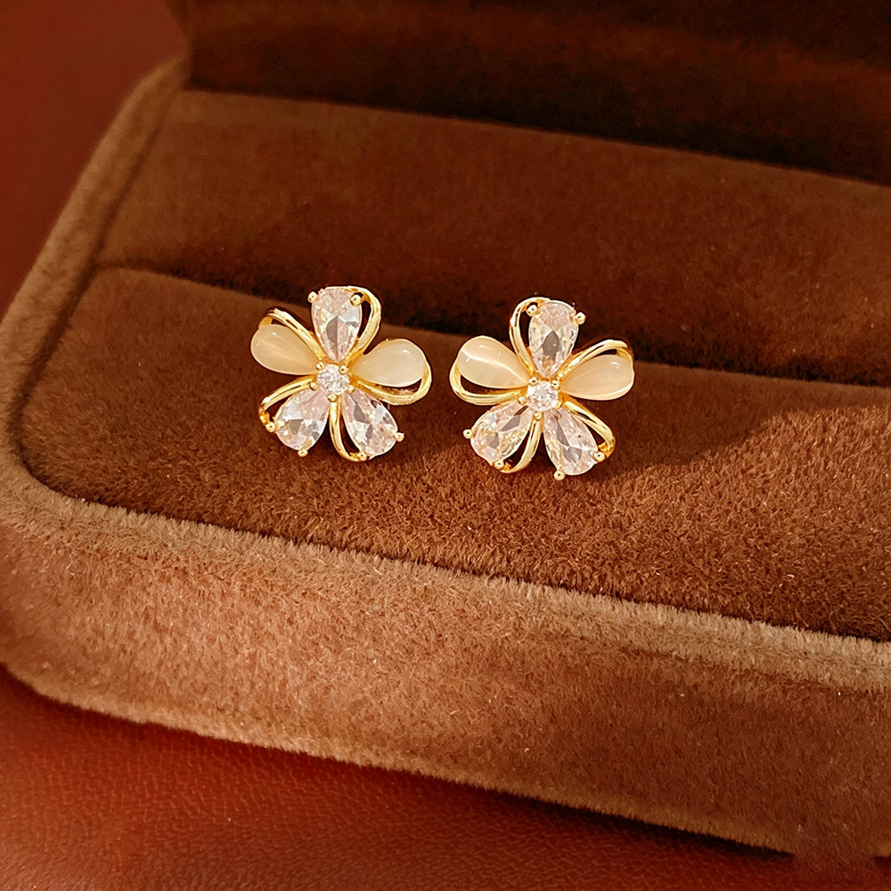 Elegant Gold Plated Cubic Zirconia Flower Stud Earrings 6W6JER725