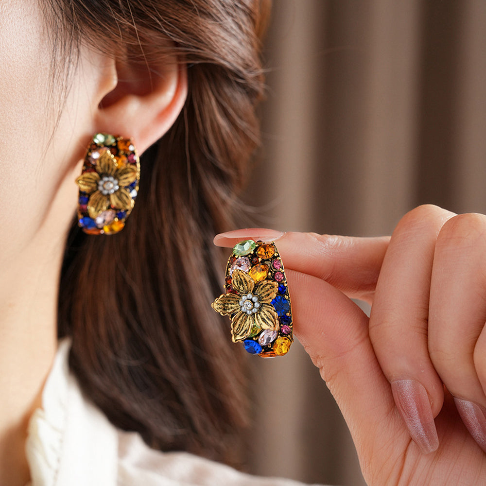 Multi-Color Crystal Flower Stud Earrings 6W6JER831