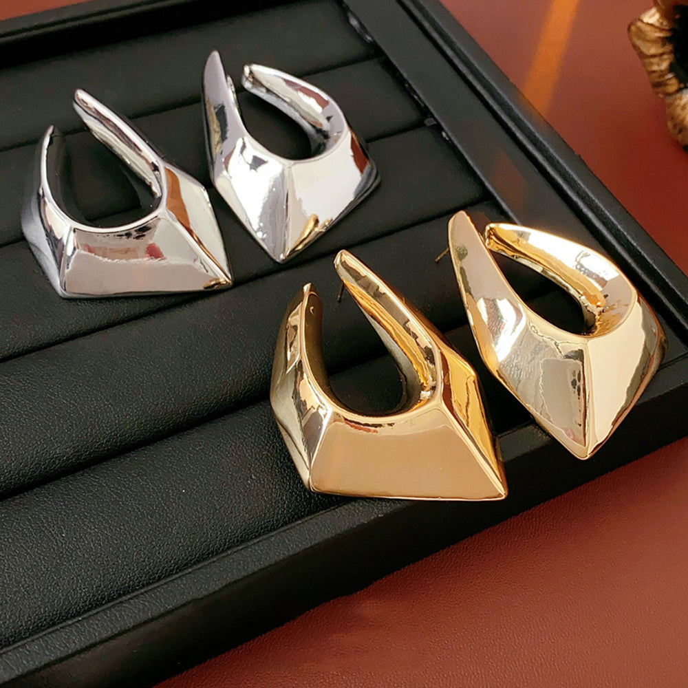 Chunky Irregular Gold Plated Statement Stud Earrings 6W6JER732