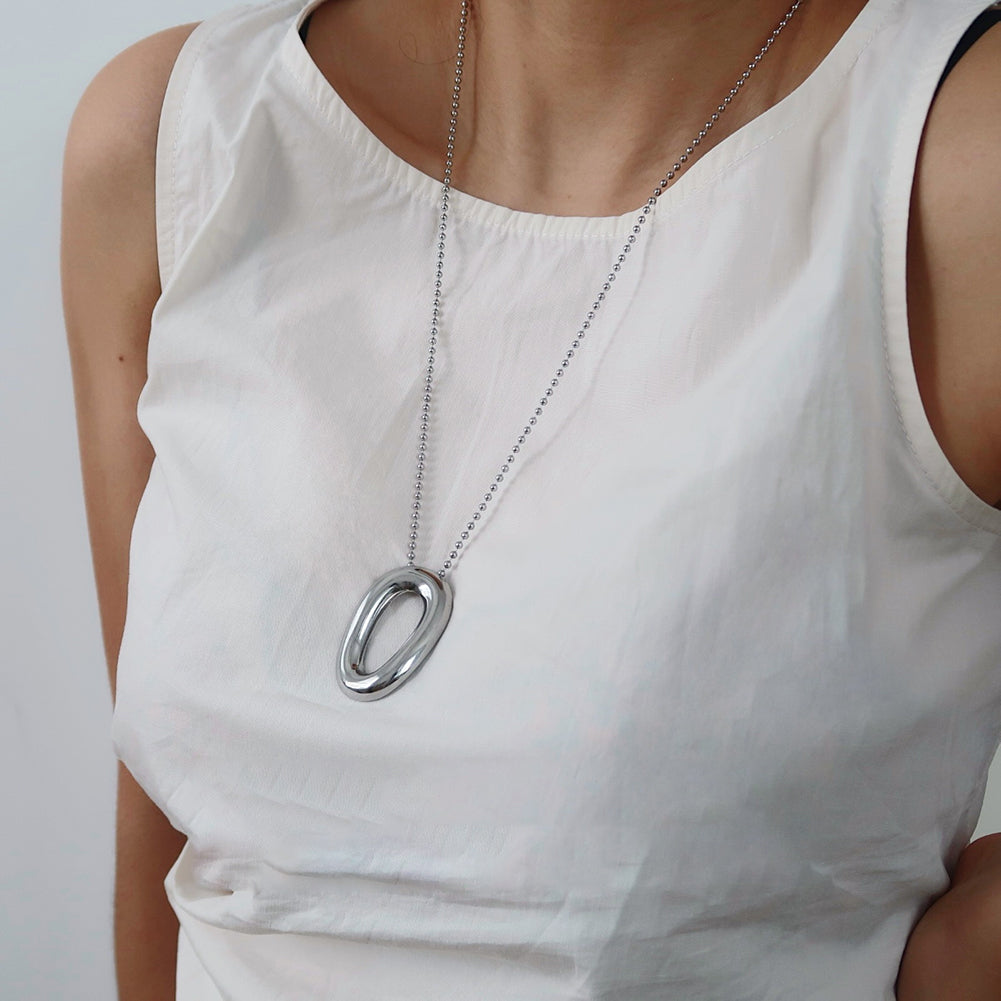 Minimalist Irregular Oval O-Ring Pendant Necklace 6W6JNC1066