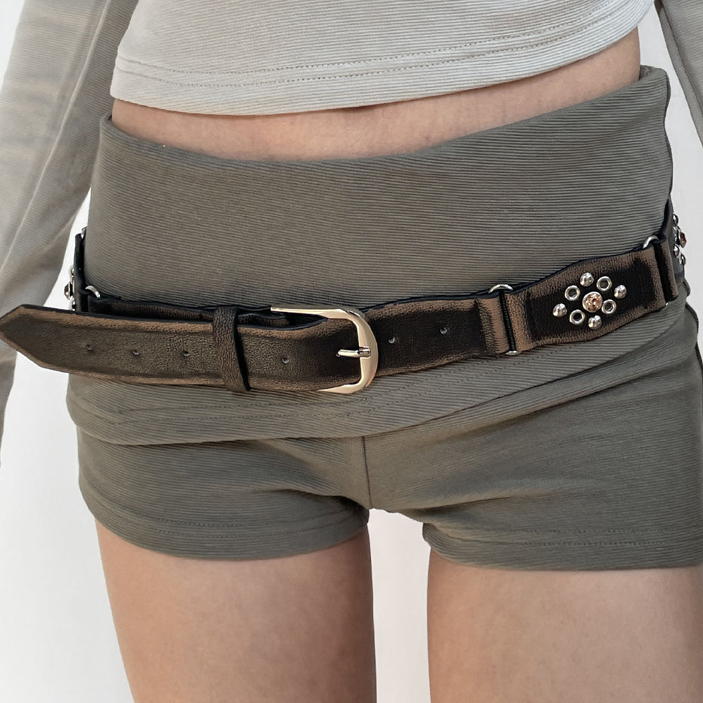 Trendy Hollow Studded Metal Buckle Belt 6W6JBT229