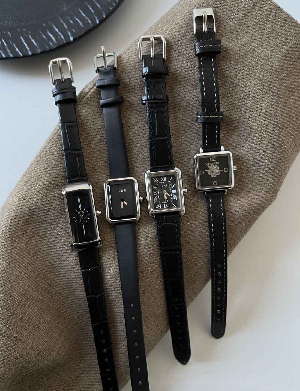 Minimalist Square Roman Dial Quartz Watch DP25F734
