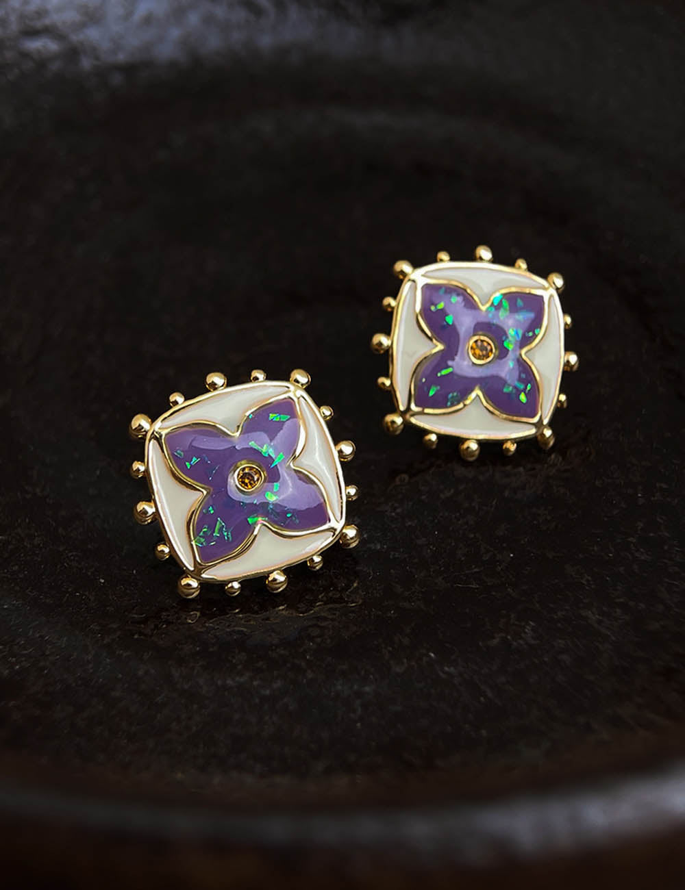Vintage Gold Flower Stud Earrings - DippedShop Wholesale - #6515