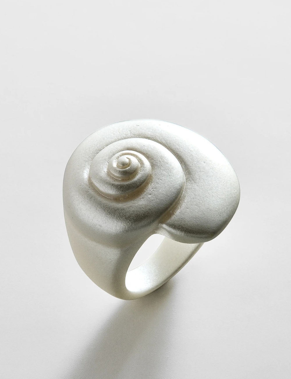 Chunky Sea Conch Statement Ban - DippedShop Wholesale - #4259