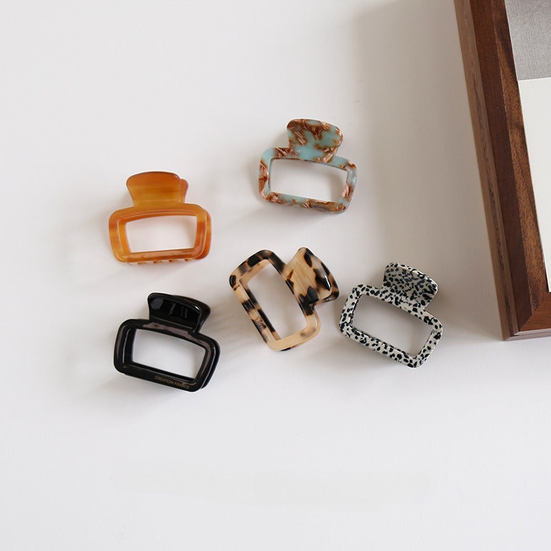 Minimalist Acetate Square Medium Hair Clip DP25B962