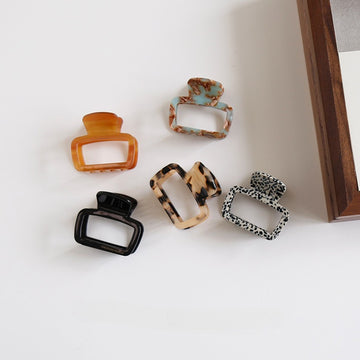 Minimalist Acetate Square Medium Hair Clip DP25B962