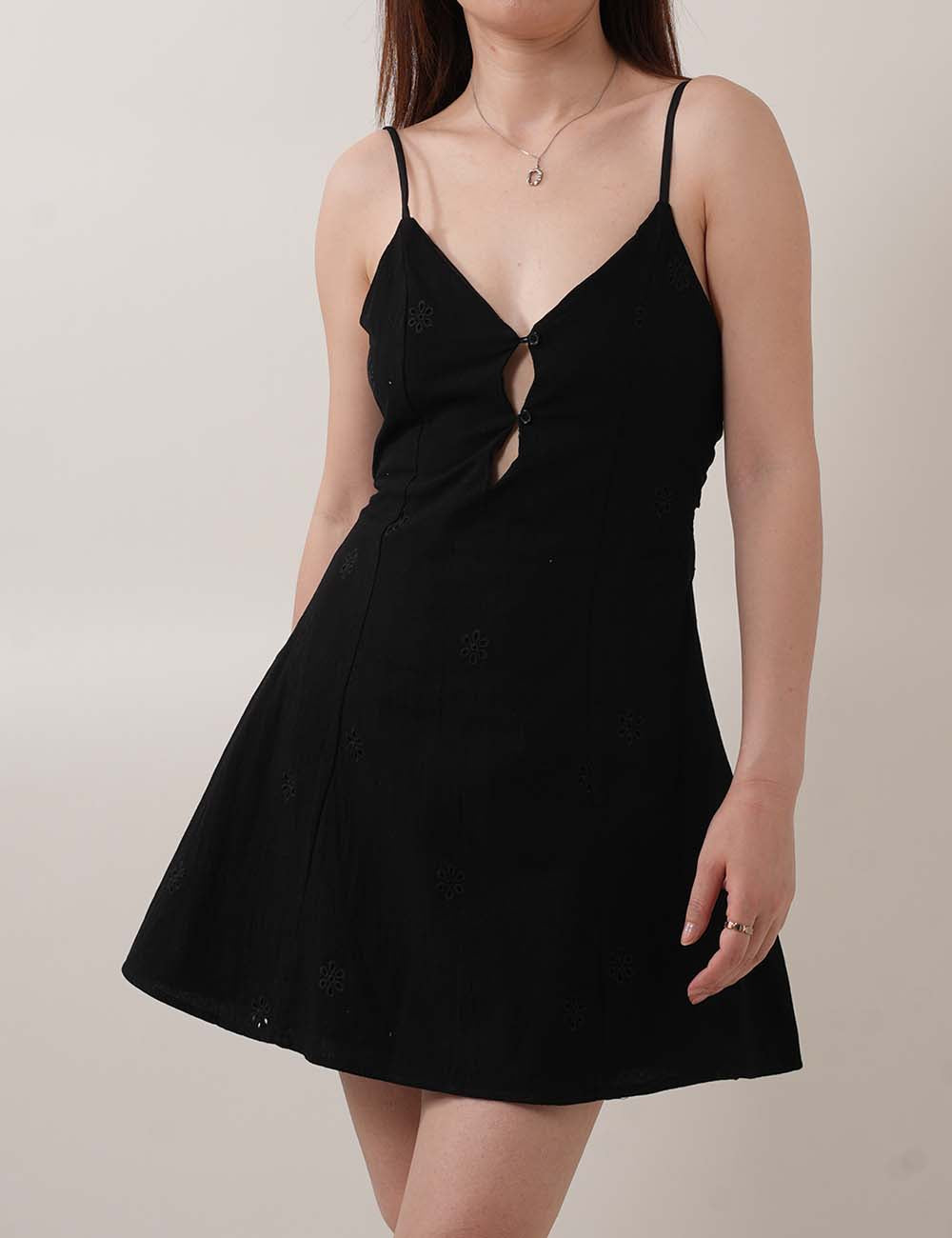 Sexy Embroidery Buttons Spaghetti Mini Dresses DP25C427