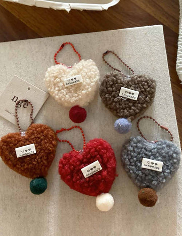 Cute Fuzzy Heart Pendants Beaded Bag Charms DP25F585