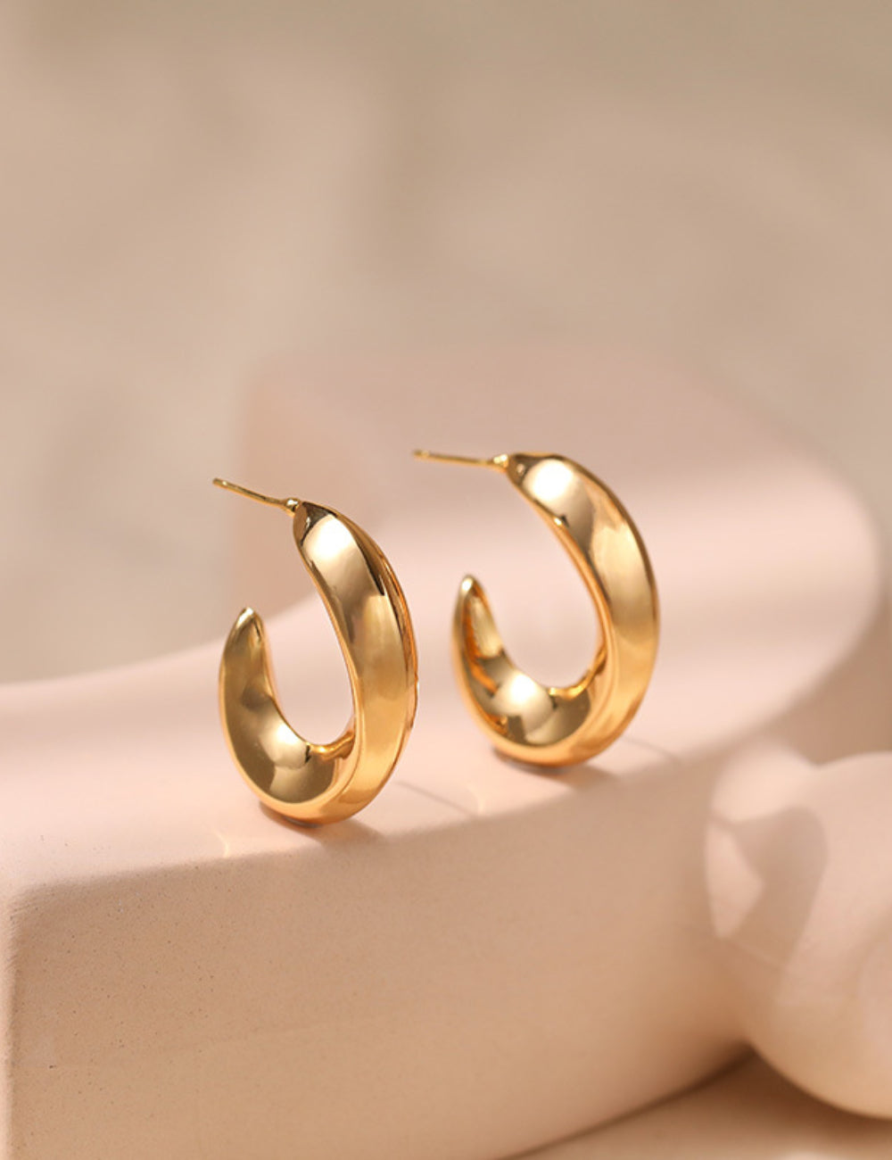 Geometric Circle Metallic Wind Premium Stud Earrings DPJE1306