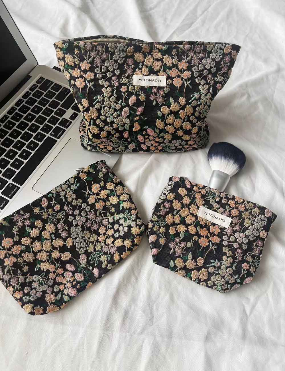 Retro Floral Makeup Bag - DippedShop Wholesale - #6067