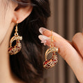 Vintage Enamel Floral Cashew Hollow Necklace 6W6JNC916