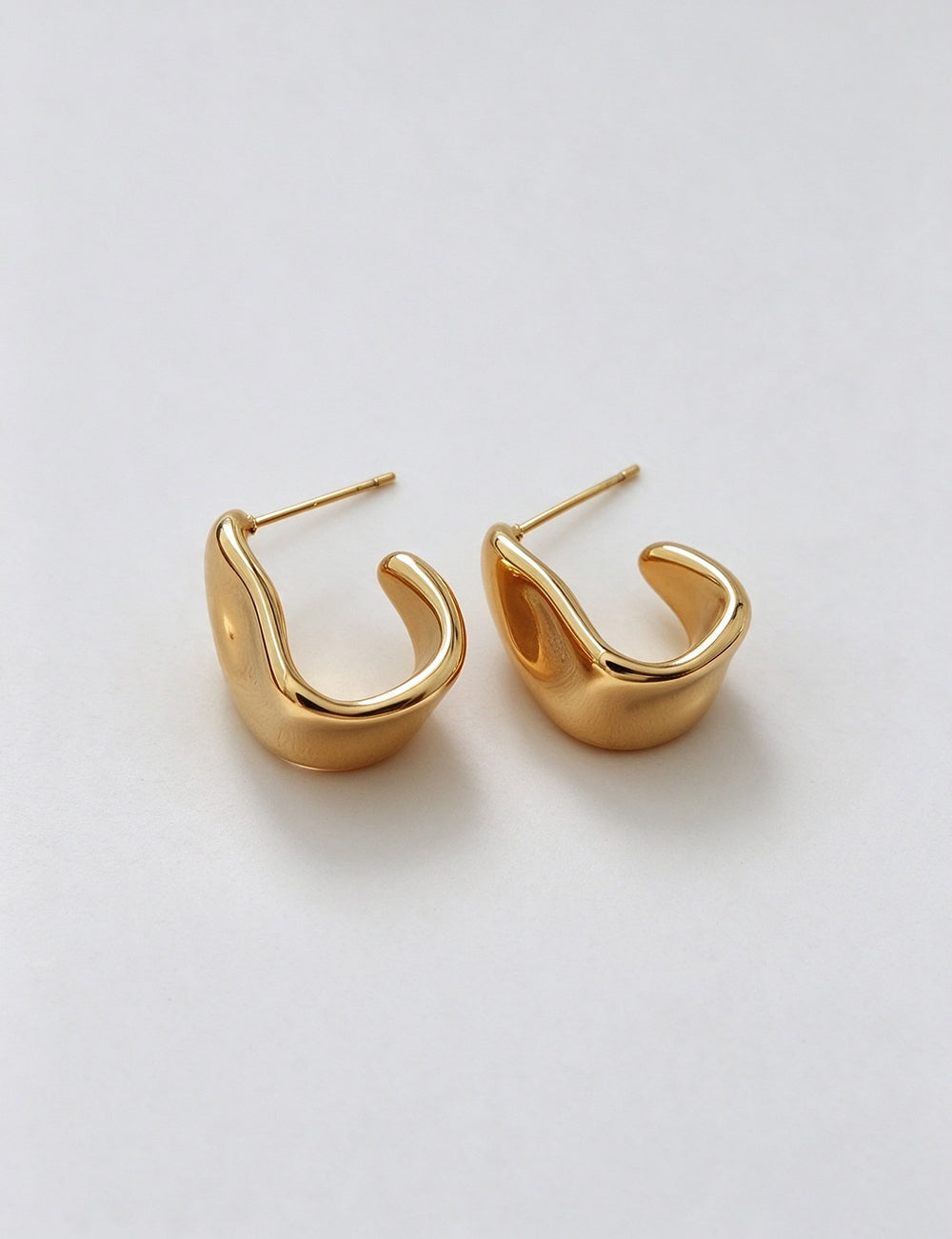 Irregular C-Shaped Stud Earrings - DippedShop Wholesale - #5475
