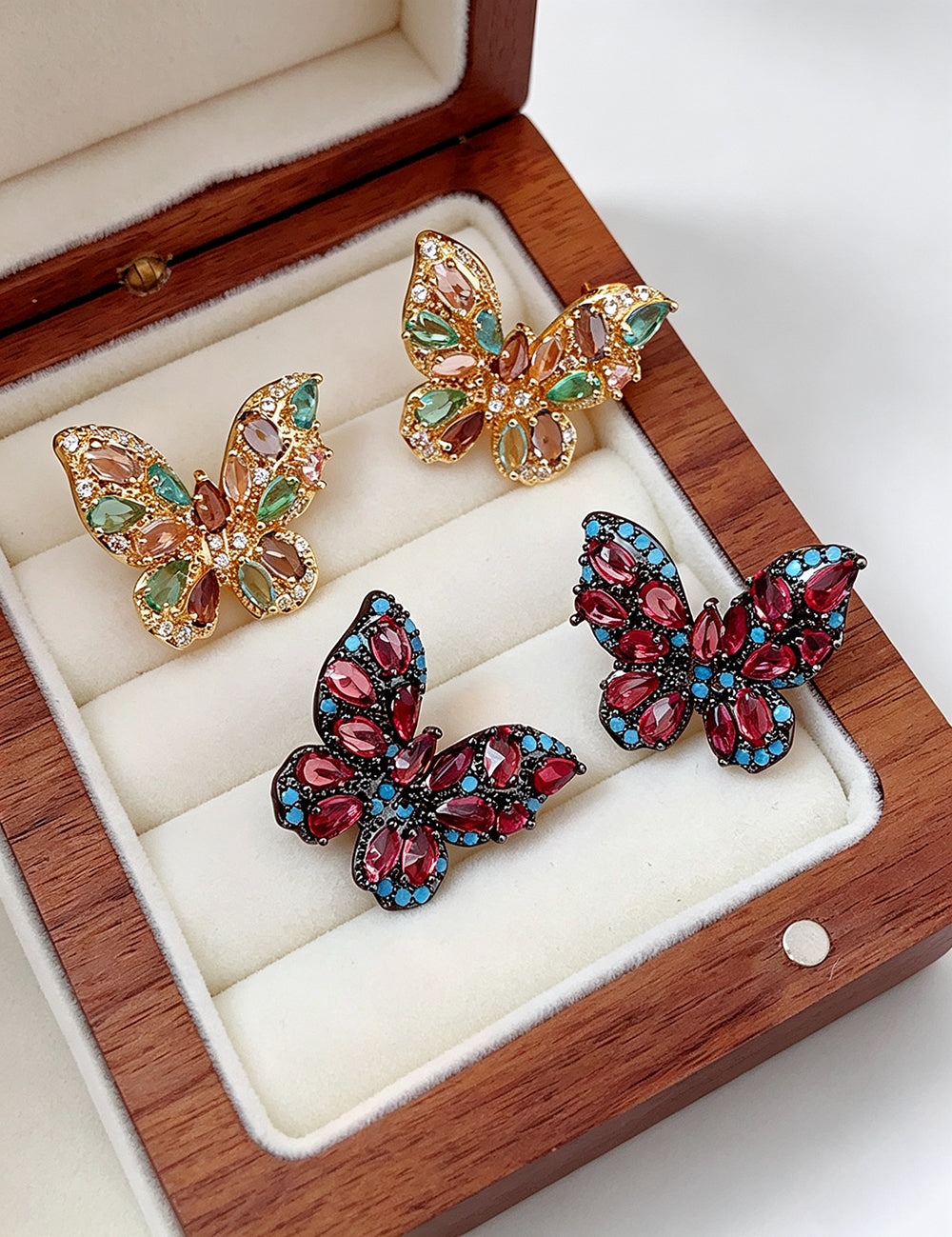 Vintage Cubic Zirconia Butterfly Stud Earrings 6W6JER734