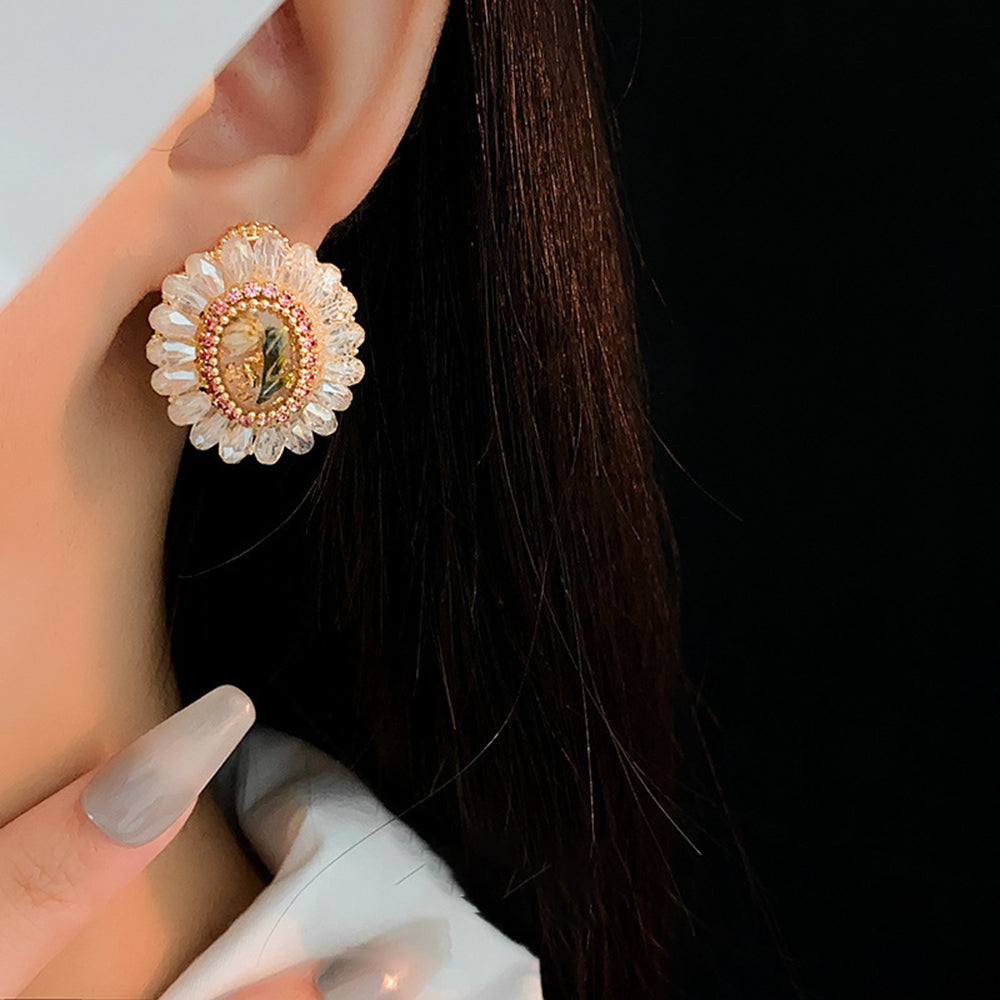 Stylish Rhinestone Oval Sunflower Stud Earrings 6W6JER739