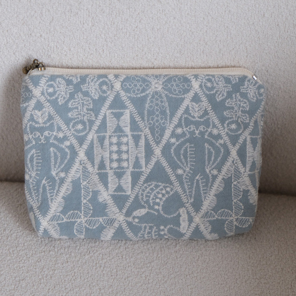 Trendy Floral Embroidery Portable Cosmetic - DippedShop Wholesale - #0739