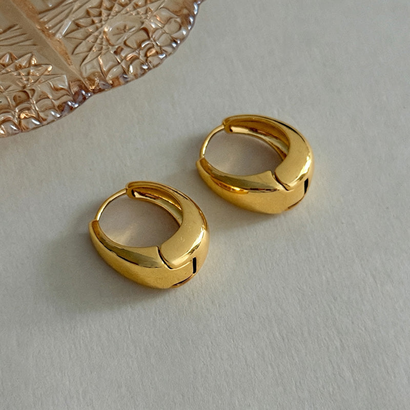 C-shape Stud Earrings - DippedShop Wholesale - #6291