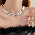 Minimalist Irregular Ruffled Metal Splice Necklace 6W6JNC961